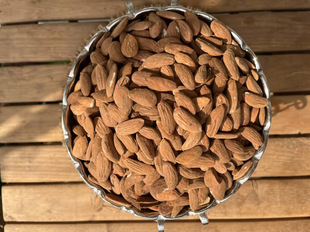 مغز بادام یاماقا